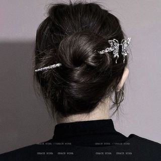 新中式液态金属蝴蝶发簪子高级感设计小众古风盘发饰女夏网红头饰