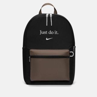 NIKE 运动双肩包男女初高中大学生书包电脑包轻便旅行背包