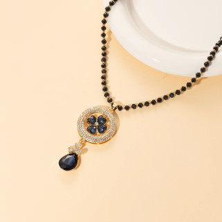 非金属仿水晶项链 女高级感长款饰品百搭黑色吊坠轻奢首饰链M034