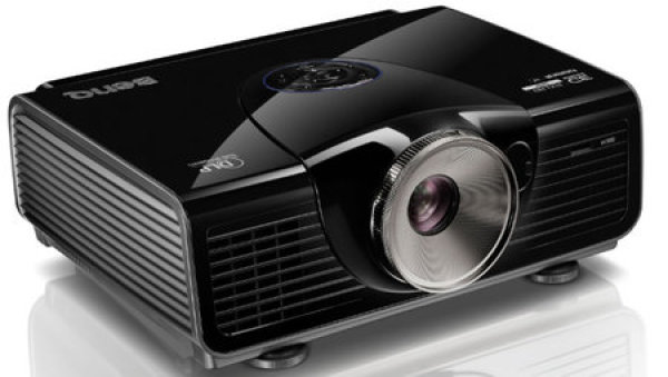 这不科学!BenQ 明基 W7000 投影机(3D、全高清、4倍速、位移)