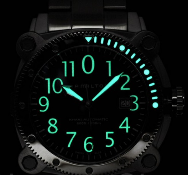 HAMILTON 汉米尔顿 Khaki Navy BeLOWZERO 深海潜踪 男款机械腕表