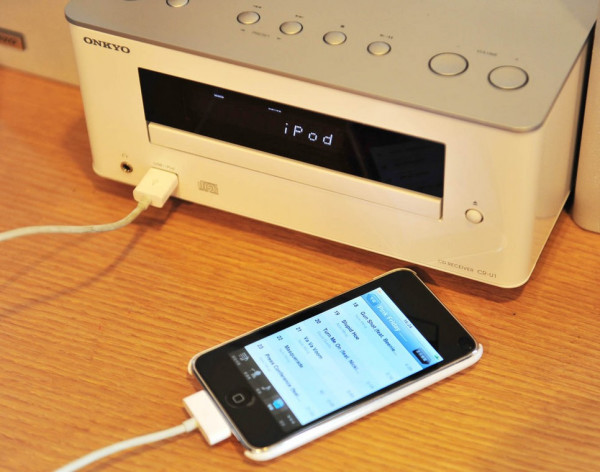 ONKYO 安桥 X-U1 迷你组合音箱 CD机CR-U1（支持iPhone）