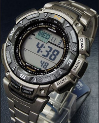 这次不怕抢不到：CASIO 卡西欧 PAG240T-7CR Pathfinder 男款多功能太阳能腕表