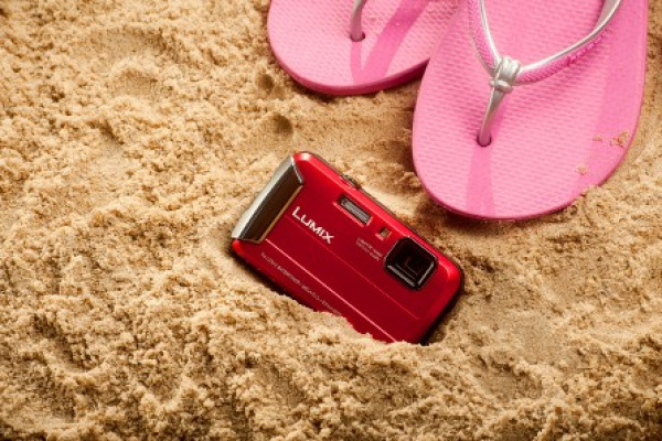Panasonic 松下 Lumix DMC-TS25 四防相机 同款红色