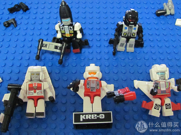 酷垒 KRE-O 变形金刚 A2226 大无畏 晒物广场:昨日好晒单 KRE-O 变形金刚、2013新款Macbook Air、好妹纸的无线充电板、K'NEX萌版The Beatles 、AKG K240 耳机