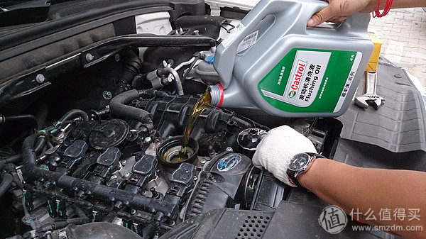 Castrol 嘉实多 嘉车保 发动机清洗液4L 晒物广场:昨日好晒单 懒人移动电脑台、经典B&O“飞碟”、台版漫画、无线SD卡、汉密尔顿飞行员、嘉实多、磨刀钱包、Kate Spade女包