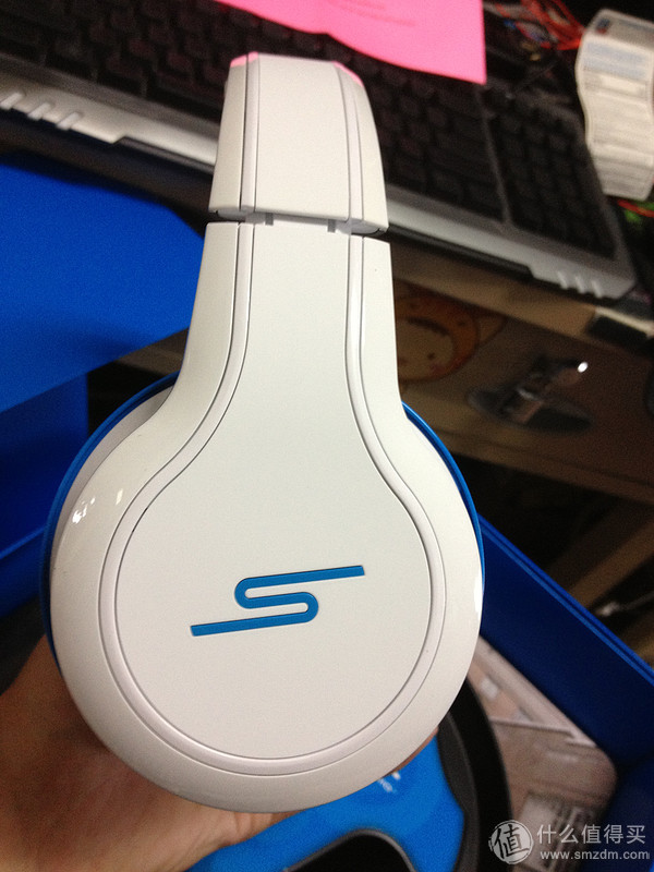 SMS Audio STREET by 50 Cent头戴式耳机(有线版) 晒物广场:今日好晒单 国产模魂卡碧尼、高端HUBLOT宇舶 王者至尊、Bushnel望远镜、奇葩无扇叶散热器、保时捷 纯钛镜架、街头风50 Cent耳机