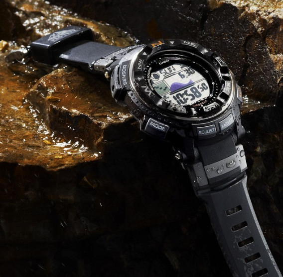 CASIO 卡西欧 PRW2500 登山系列 男款腕表（6局电波、太阳能、潮汐月相、天气预测）