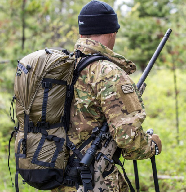 arcteryxleaf始祖鸟军版alphaparka冲锋衣