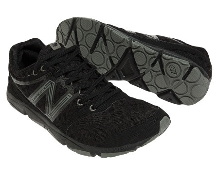 New Balance 新百伦 M730 男款轻量跑鞋（限8、8.5码）