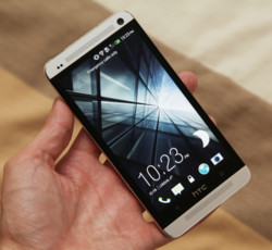 行货新低：HTC New One 802W  旗舰手机（BoomSound双外放）