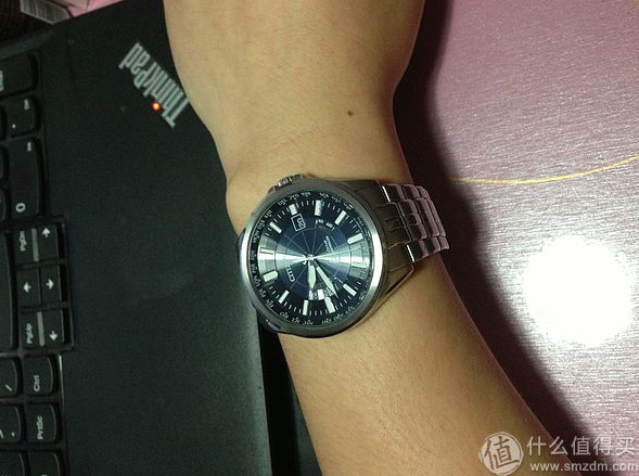 新低价:Citizen 西铁城 Eco-Drive CB0010-53L 男款腕表(光动能、5局电波)