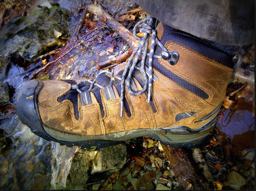 Keen Gypsum Mid Hiking Boots 女款防水徒步鞋