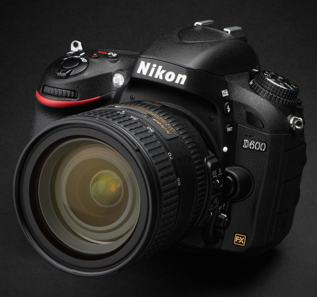 行货新低：Nikon 尼康 D600 单反套机（24-85镜头）