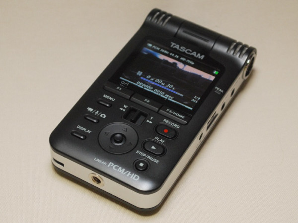 TASCAM 线性录音笔 DR-V1HD(24bit/96kHz 带720p高清摄像)