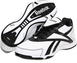 Reebok Vintage IV 棒球鞋