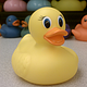 凑单品：munchkin 麦肯奇 White Hot  Duck Bath Toy 感温小黄鸭