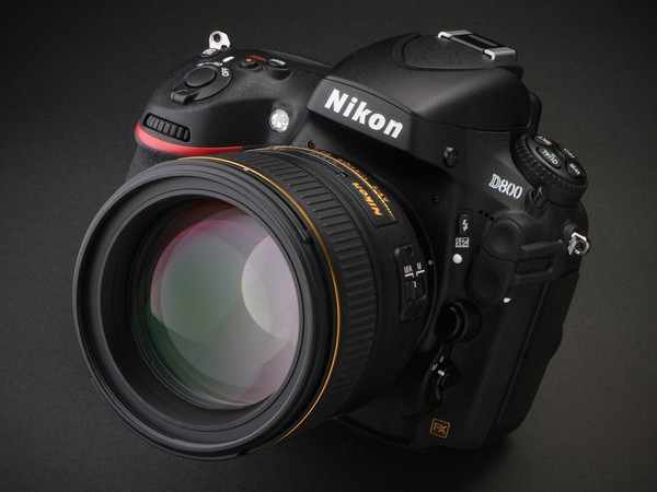 B2C新低：Nikon 尼康 D800 135全画幅 数码单反机身（3600w像素、51点对焦）