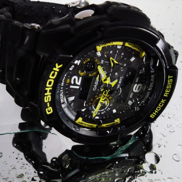 CASIO 卡西欧 GW3500B-1A 飞行员系列 男士运动腕表(太阳能、6局电波)