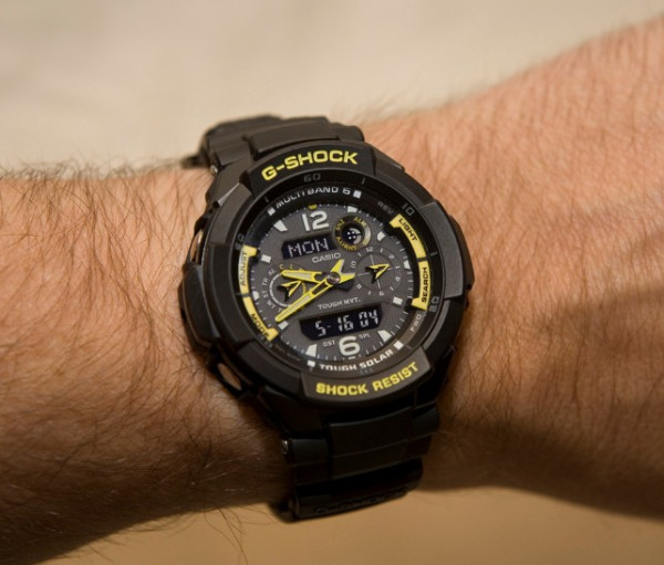 CASIO 卡西欧 GW3500B-1A 飞行员系列 男士运动腕表(太阳能、6局电波)