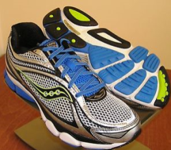saucony 索康尼 Omni 11 次顶级 男款支撑慢跑鞋