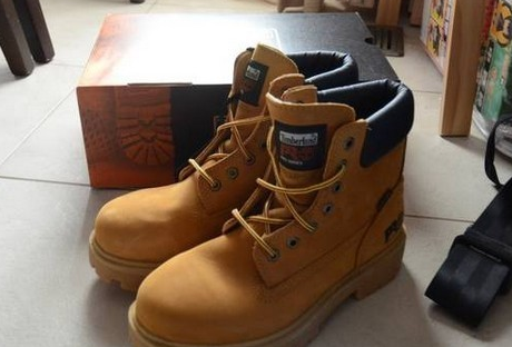 Timberland  PRO 天木兰 26011   Direct Attach 8&quot;  男款工装靴（全粒面真皮、防水）  