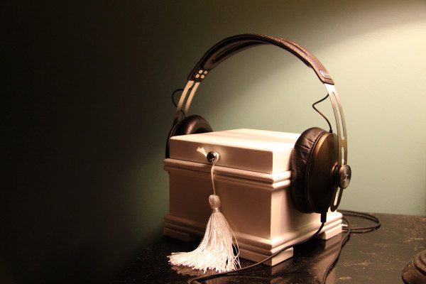 SENNHEISER 森海塞尔 MOMENTUM(大馒头)封闭式头戴耳机