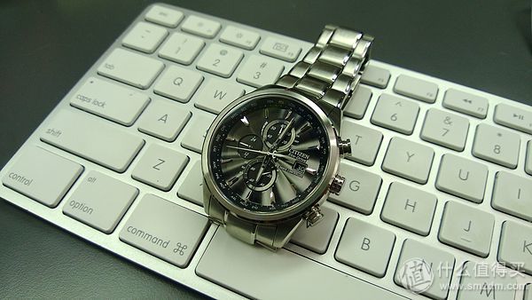 Citizen 西铁城 AT8010-58E 光动能男士腕表(六局电波、三眼计时)