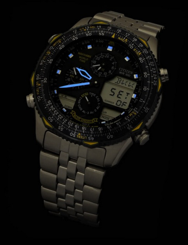 CITIZEN 西铁城 SKYHAWK 空中之鹰系列 BLUE ANGELS 蓝天使 JN0040-58L 男款腕表(光动能、加送蓝色真皮表带)