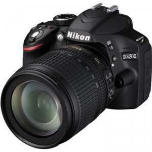 Nikon 尼康 D3200 单反套机(含18-105mm VR镜头)