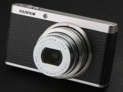 Fujifilm 富士 XF1 复古旁轴造型 数码相机 银色