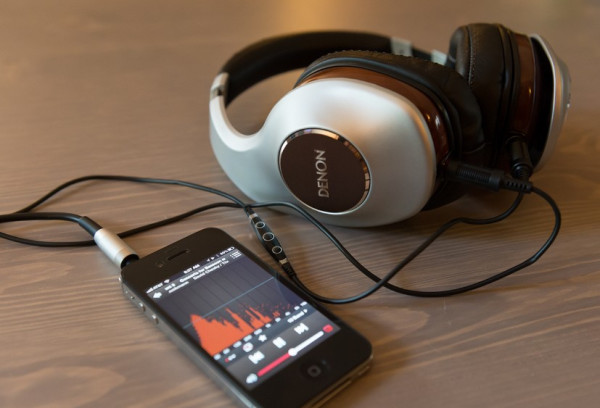 国行好价:DENON 天龙 MUSIC MANIAC 音乐达人系列 AH-D7100 旗舰耳机 + 720AE播放器
