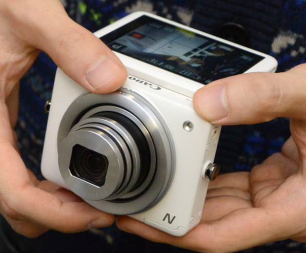 Canon 佳能 PowerShot N 数码相机（WiFi、翻转电容屏） 