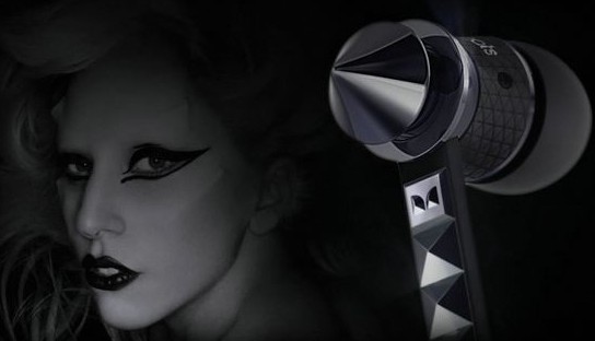 外观党：Beats 魔声Lady Gaga Heartbeats 入耳式耳机