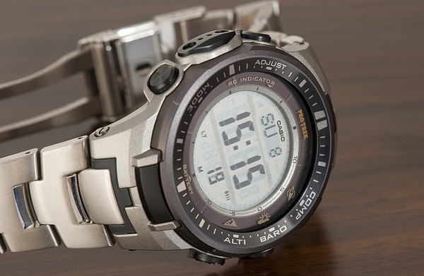 Casio 卡西欧 PROTREK PRW-3000T-7DR 钛合金登山男表（太阳能、6局电波、第三代三重感应器）