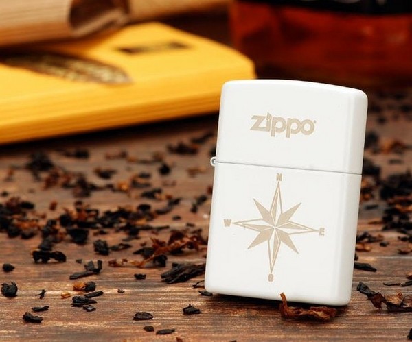 Zippo 芝宝 28555 指南针 白色哑漆单面彩印 打火机