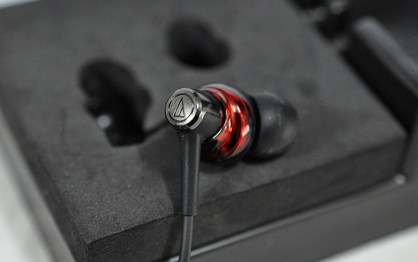 多色可选:Audio-Technica 铁三角 ATH-CKM500入耳式耳机