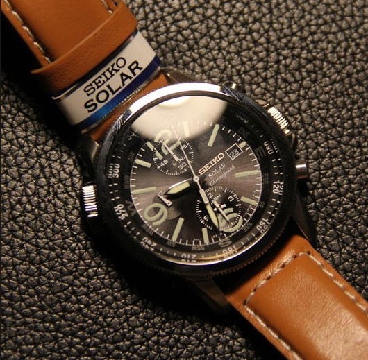 SEIKO 精工 SSC081 男士光动能腕表