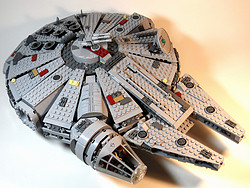 特价补货：LEGO 乐高 7965 Star Wars Millennium Falcon 星球大战 千年隼号