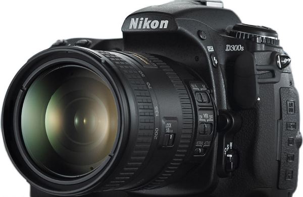 一镜走天涯:Nikon 尼康 18-200mm f/3.5-5.6G ED DX画幅大变焦镜头(VR II 防抖)