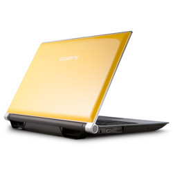 GIGABYTE 技嘉 P25W 15.6英寸笔记本电脑（i7-4700MQ、GTX770M、背光键盘)黄色