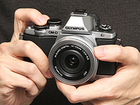 Olympus 奥林巴斯 OM-D E-M10 M4/3 无反数码相机（饼干14-42mm）