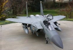 Revell 威望 F15E Strike Eagle F15E 战斗轰炸机模型