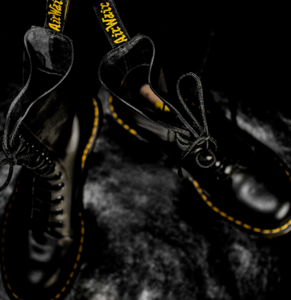 Dr. Martens Classic 1919 Steel Toe Boot 经典马丁靴