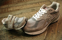 new balance 新百伦  KV990 Hook and Loop 童款跑鞋