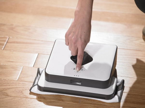 iRobot Braava 320 拖地机器人(干/湿清洁两用)
