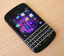 BlackBerry 黑莓 Q10/Z10 官方无锁版 智能手机