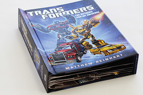 《Transformers: The Ultimate Pop-Up Universe 》变形金刚 英文原版立体书精装版（35个可变角色）