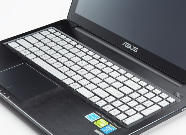 ASUS 华硕 Q550LF 15.6寸笔记本电脑(i7/8GB/GT745M/1080P IPS触摸屏)官翻版
