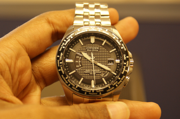 CITIZEN 西铁城 CB0020-50E 男款光动能腕表（Eco-Drive、5局电波）